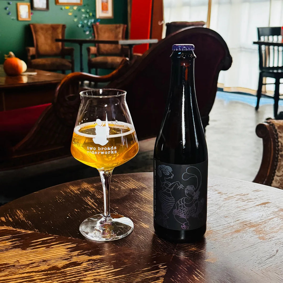 Two Broads Ciderworks - She Turned Me To A Newt (500 mL)