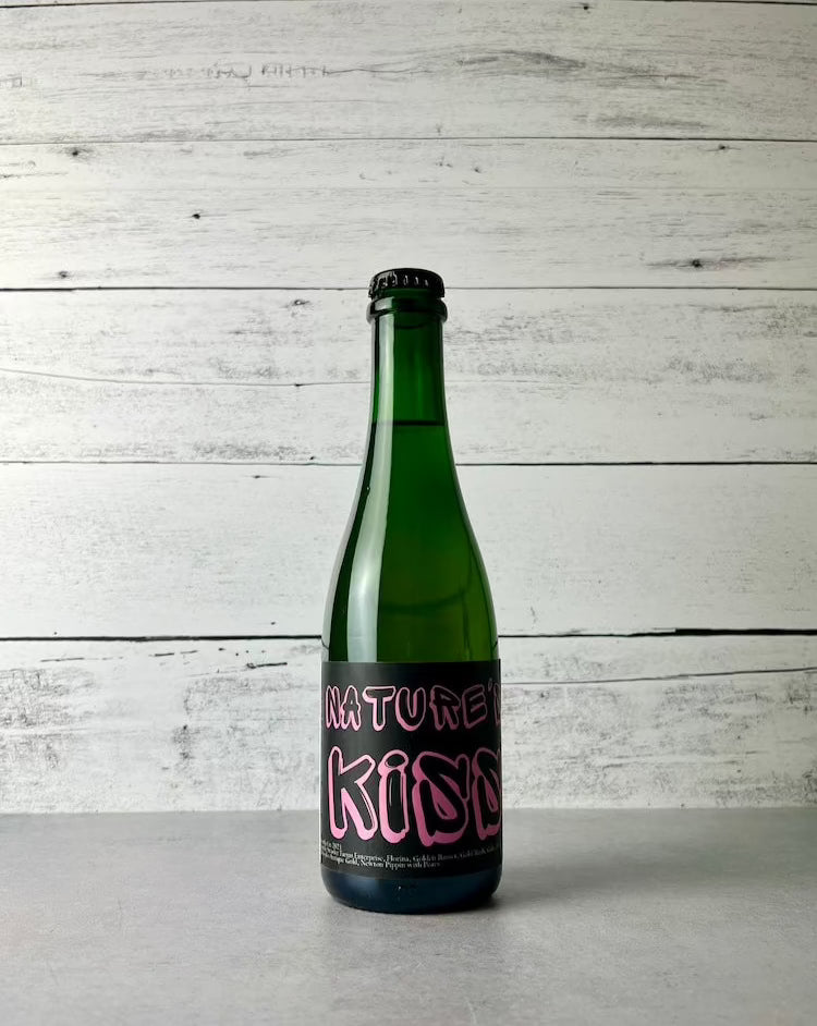 375 mL bottle of Botanist & Barrel Nature's Kiss cider