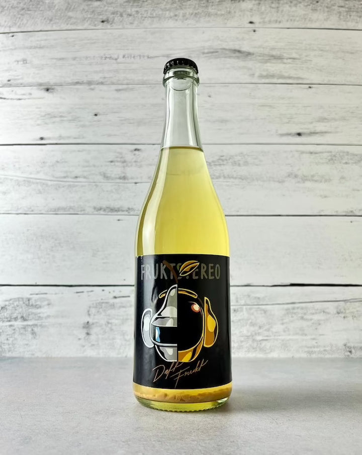 750 mL bottle of Frukstereo Daft Frukt cider