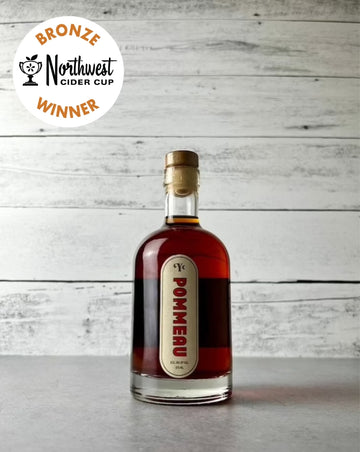 Yonder Cider - Pommeau (375 mL) Yonder Cider - Pommeau (375 mL)